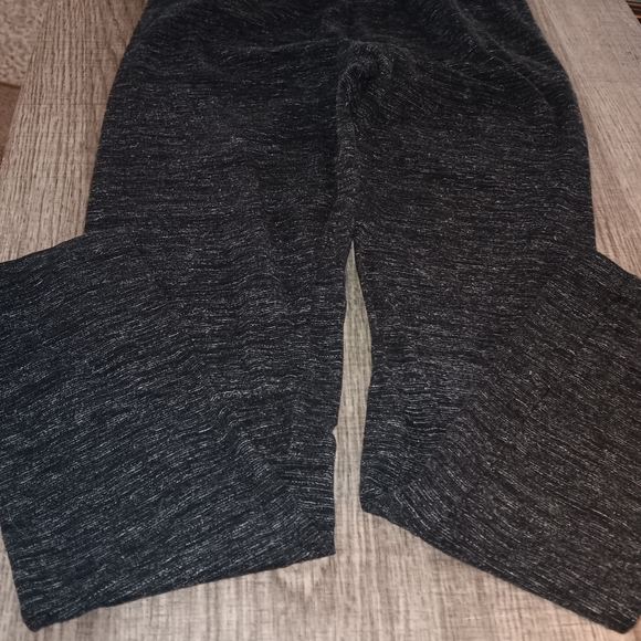 Girls Size 8, SO Dark Gray Knit Pants - Picture 1 of 3